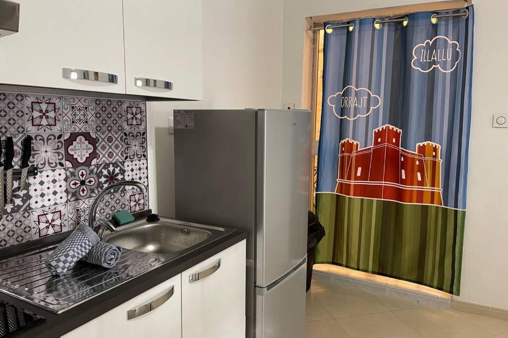 2 Bed Apt In Heart Of St Julians - 5Min From Seafront Saint Julian's Luaran gambar